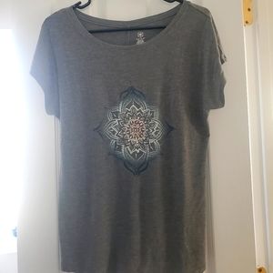 Yoga shirt! 💜🤍💙💗